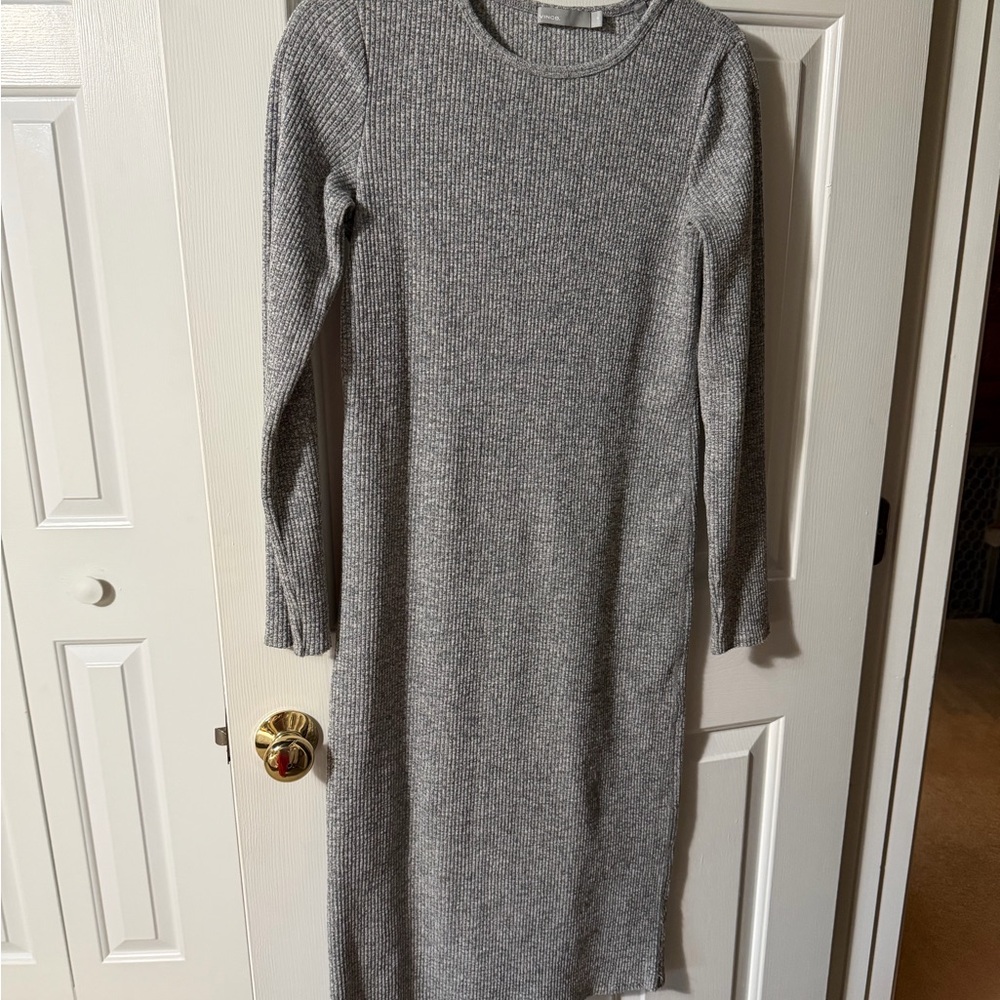 Vince Long Sleeve Gray Knit Dress